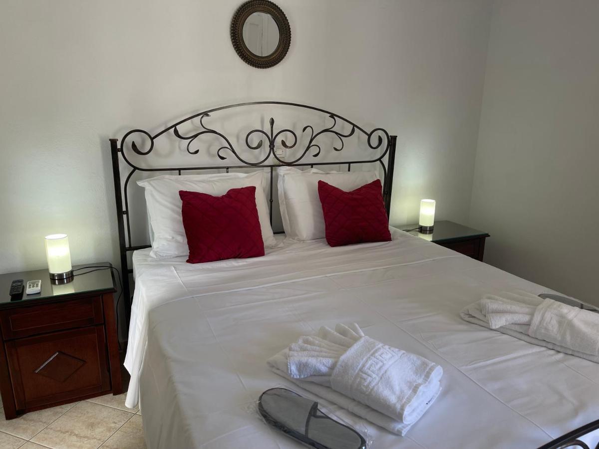 Venikouas Hotel Platis Gialos  المظهر الخارجي الصورة