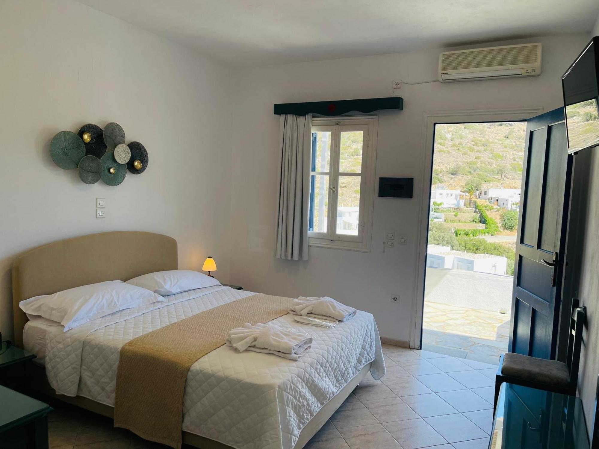 Venikouas Hotel Platis Gialos  المظهر الخارجي الصورة